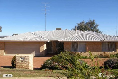 39 Goomalling Rd, Northam, WA 6401