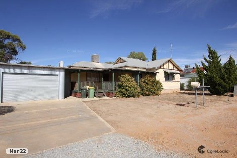 27 Woolgar Ave, Merredin, WA 6415