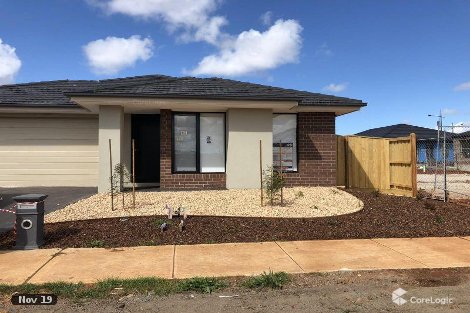 17 Bromley Cct, Thornhill Park, VIC 3335