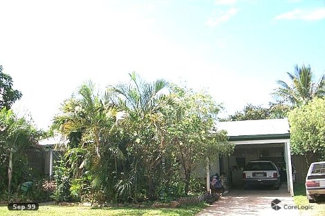 8 Kieta Cl, Trinity Beach, QLD 4879