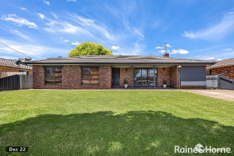 89 Main St, Lake Albert, NSW 2650