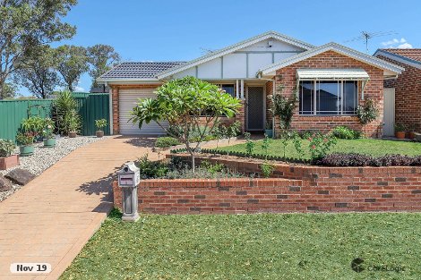 8 Petunia Pl, Macquarie Fields, NSW 2564