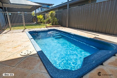 13 Tharnda Rd, Baynton, WA 6714