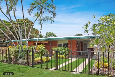 6 Almond St, Holloways Beach, QLD 4878