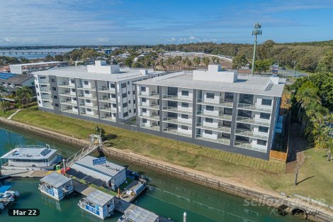 214/3-5 Spinnaker Dr, Sandstone Point, QLD 4511