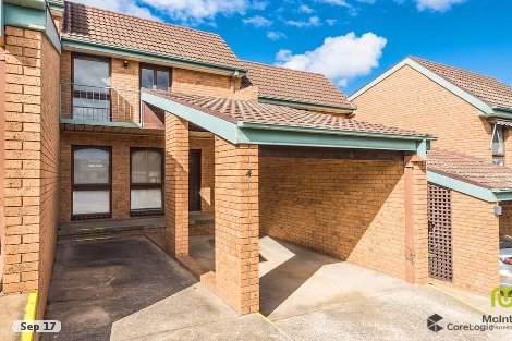 4/12 Nimmitabel St, Queanbeyan West, NSW 2620