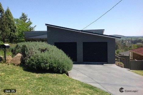 17 Dengate Cres, Moss Vale, NSW 2577