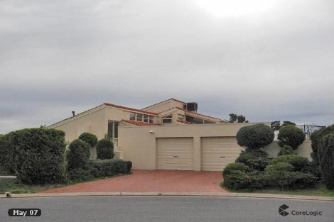 4 Lakewood Ct, West Lakes, SA 5021