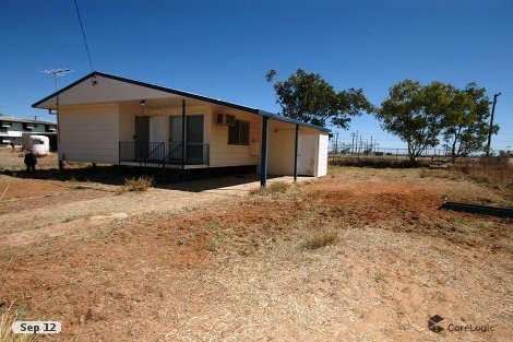 63-65 Werna St, Winton, QLD 4735