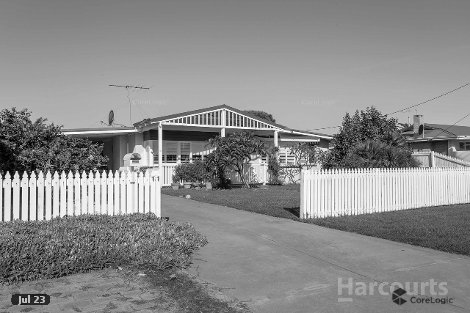 11 Hickman Rd, Silver Sands, WA 6210