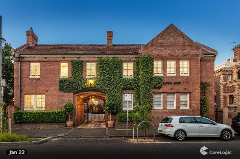 8/174 George St, East Melbourne, VIC 3002