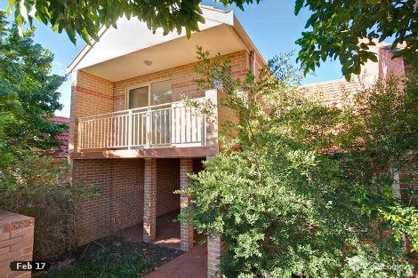 2/241-243 Old Windsor Rd, Old Toongabbie, NSW 2146