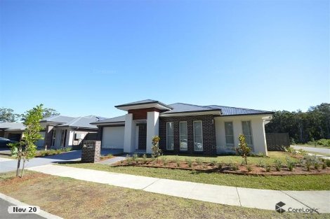 24 Piper St, Fern Bay, NSW 2295