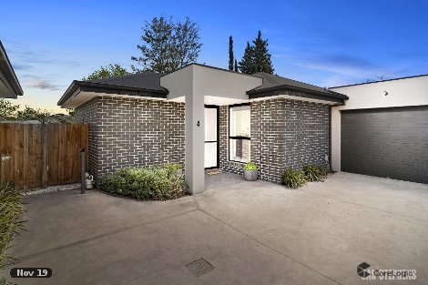 4/15 Conifer Ave, Brooklyn, VIC 3012