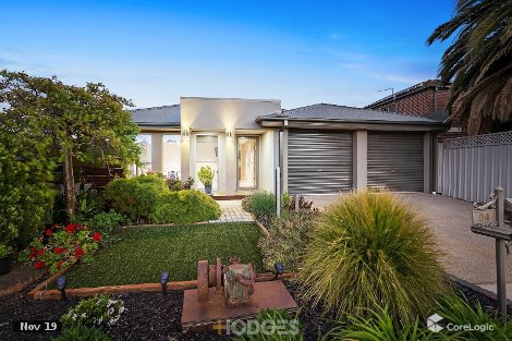 24 Koroneos Dr, Werribee South, VIC 3030