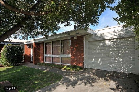 8 Hinkler Cres, Modbury Heights, SA 5092