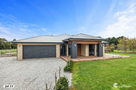 11 Government Rd, Newlyn North, VIC 3364