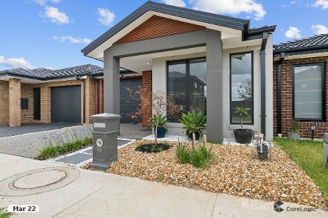 28 Pygora Way, Clyde North, VIC 3978