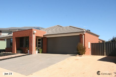 4 Roxburgh Cres, Junortoun, VIC 3551