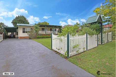 6 Minchin Ave, Hobartville, NSW 2753