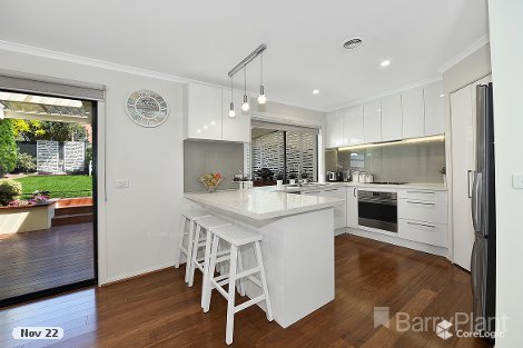 14 Margaret Gray Cl, Glen Waverley, VIC 3150