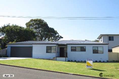 4 Abalone Ave, Lakes Entrance, VIC 3909