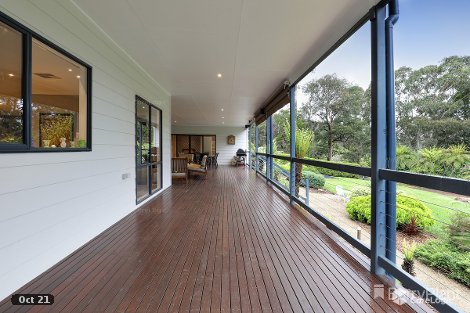 2 Glen Rd, Cockatoo, VIC 3781