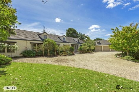 10 Mount Eliza Way, Mount Eliza, VIC 3930