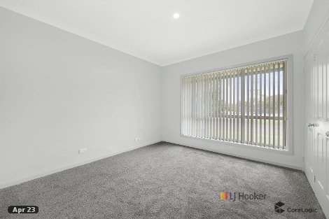 111a Natuna Ave, Budgewoi, NSW 2262