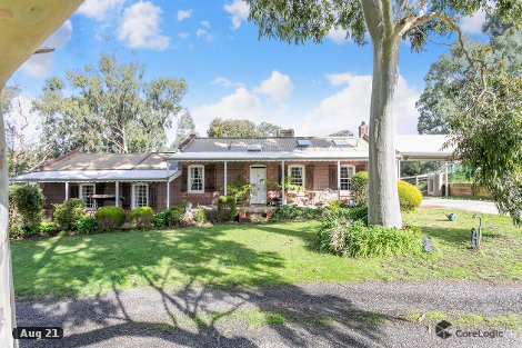 141 Peacock Rd S, Oakbank, SA 5243