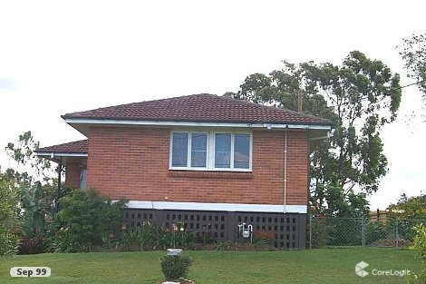 12 Brewster St, Stafford Heights, QLD 4053