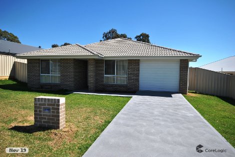 10 Caladenia Cres, South Nowra, NSW 2541