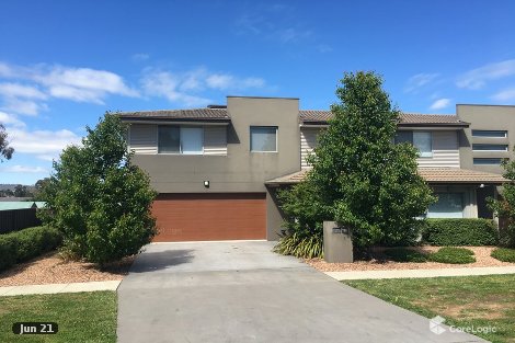 1/18 Mulloon St, Queanbeyan East, NSW 2620