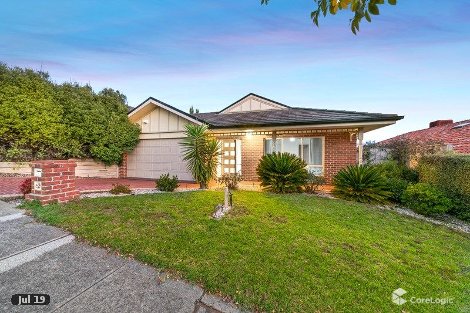 15 Hawkesbury St, Berwick, VIC 3806