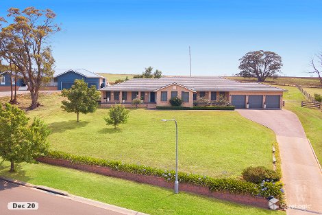 10 Windsor Cres, Moss Vale, NSW 2577