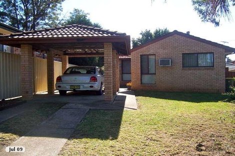 5 Amur Pl, Kearns, NSW 2558