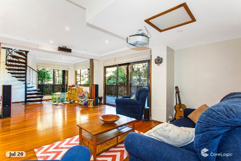 7 Easter Pde, North Avoca, NSW 2260