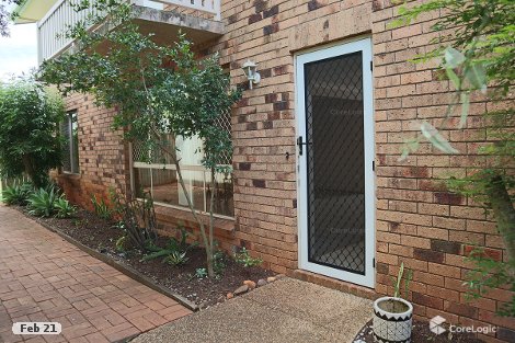 2/180 Russell St, Newtown, QLD 4350