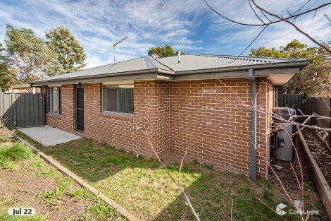 8 Fenston Pl, Gilmore, ACT 2905