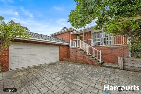 111 Gleneagles Dr, Endeavour Hills, VIC 3802