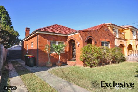 8 Hood Ave, Rodd Point, NSW 2046