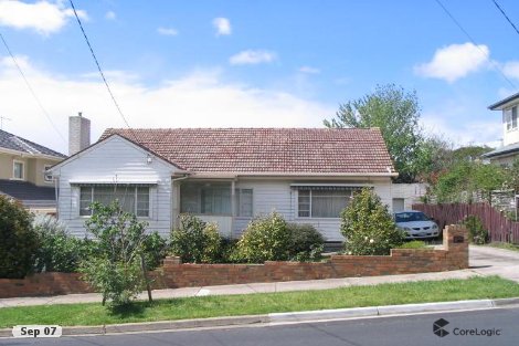 32 Fenacre St, Strathmore, VIC 3041