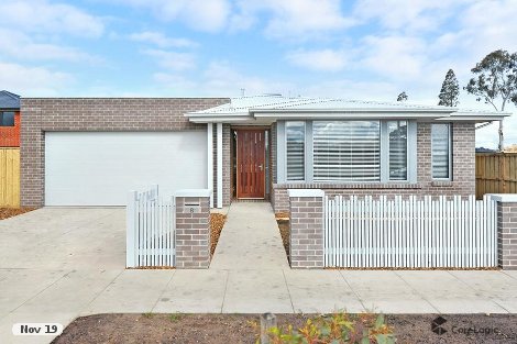 8 Sparkling Cl, Alfredton, VIC 3350