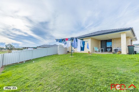 12 Tulipwood Cres, Oxley Vale, NSW 2340