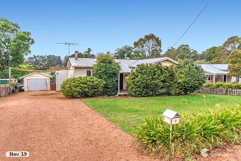 9 Brady Rd, Jarrahdale, WA 6124