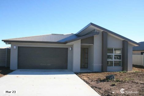 4 Murray Grey Pl, Bungendore, NSW 2621