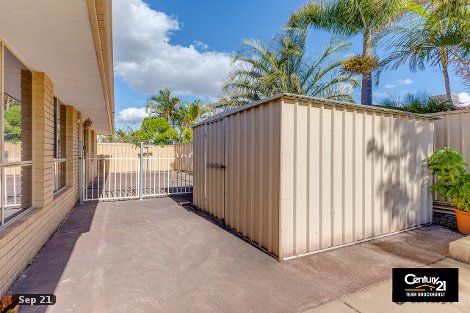 25 Redheart Dr, Thornlie, WA 6108