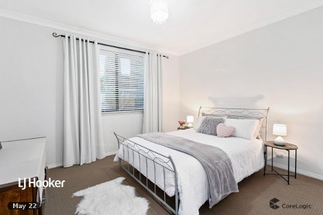 12 Lord Howe Cres, Mawson Lakes, SA 5095