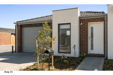 4/4 Mantello Dr, Werribee, VIC 3030