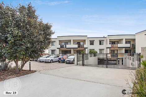 4/5 Eastleigh Loop, Currambine, WA 6028